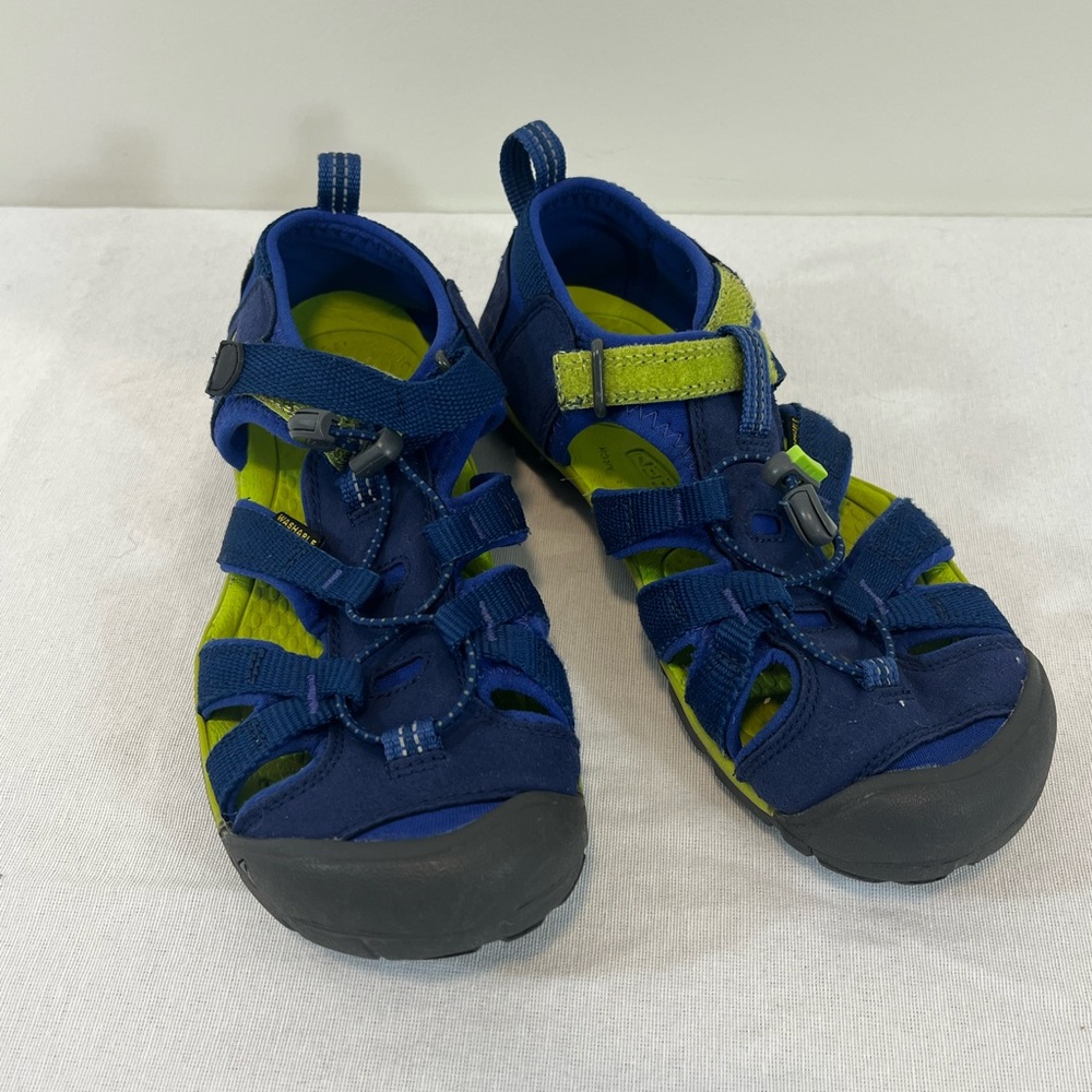 Keen SeaCamp II CMX (Big Kid) Water sandals - Boys size 4